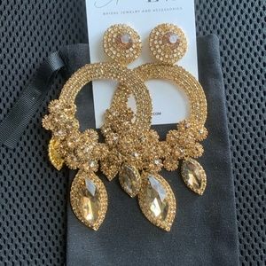 Costume formal earrings